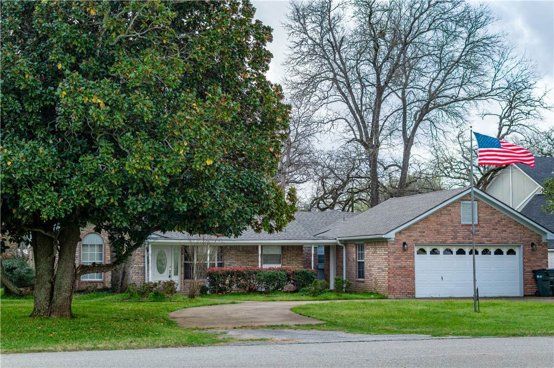 40 Golfview Drive - Photo 1