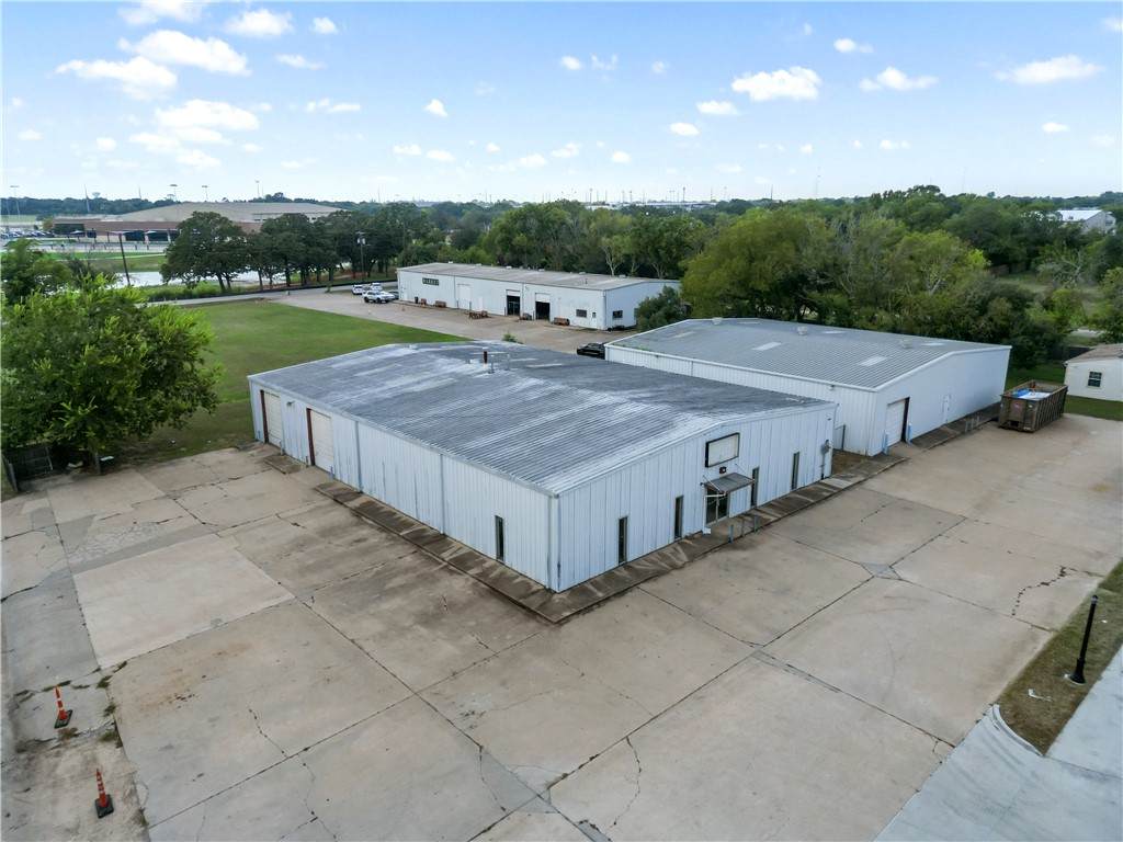 2616 S College Ave - Photo 1