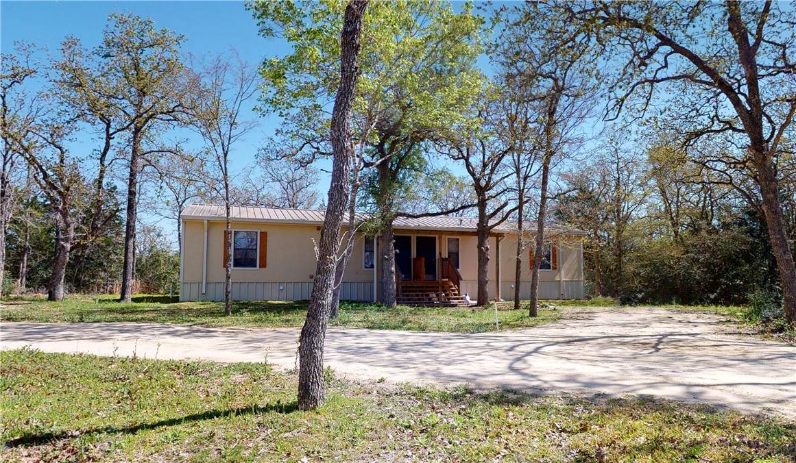 5585 Straub - Photo 1