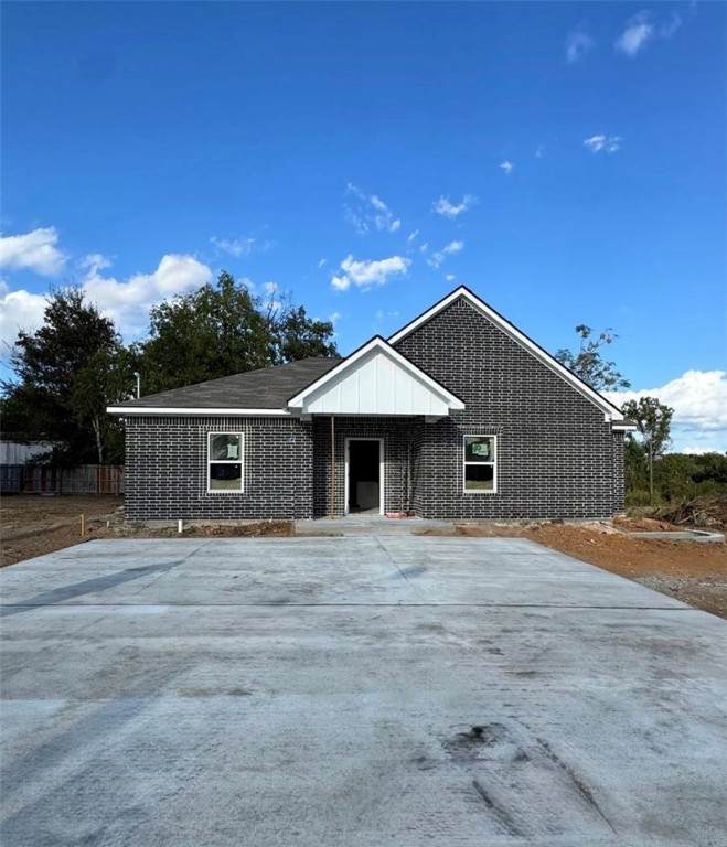 602 Seventh Street - Photo 1