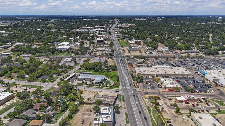 3200 Texas - Photo 1