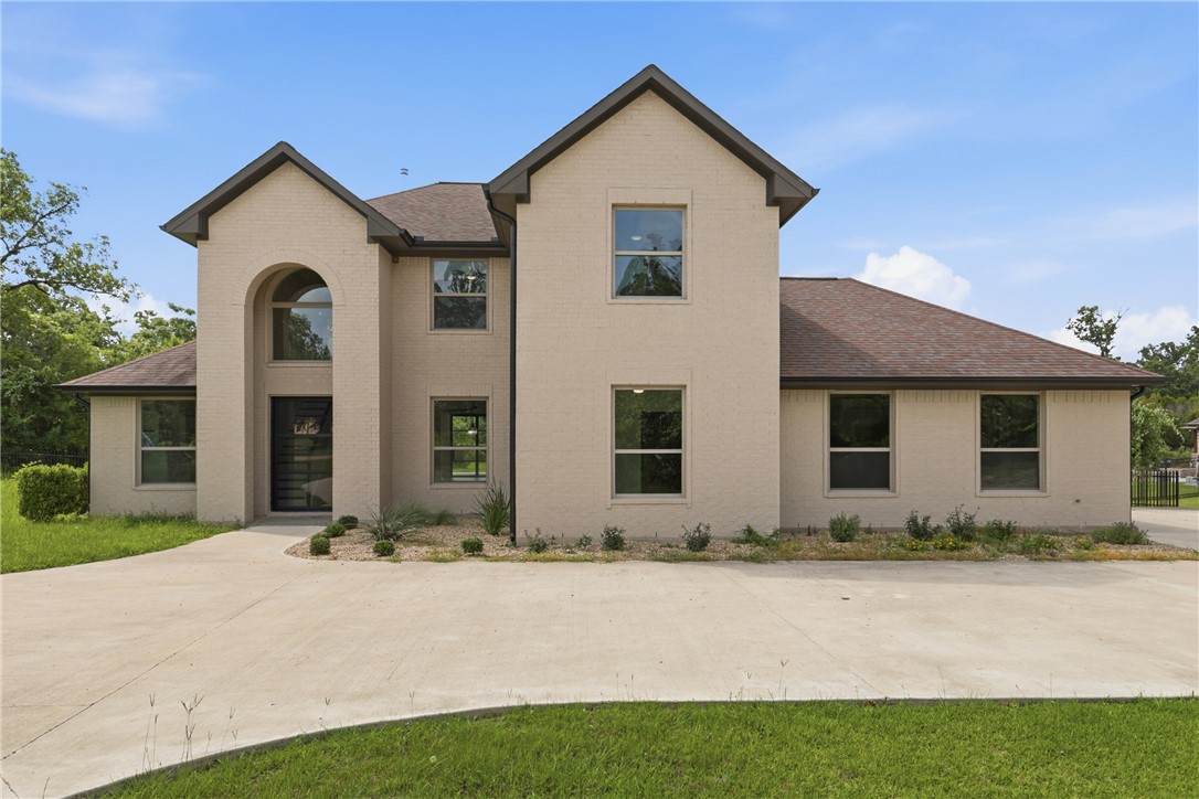 10024 Lancaster Drive - Photo 1