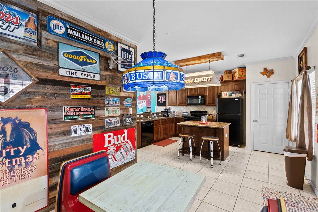 410 Forest Drive - Photo 1