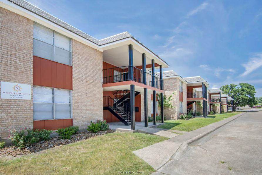 3800 29th Street - Photo 1