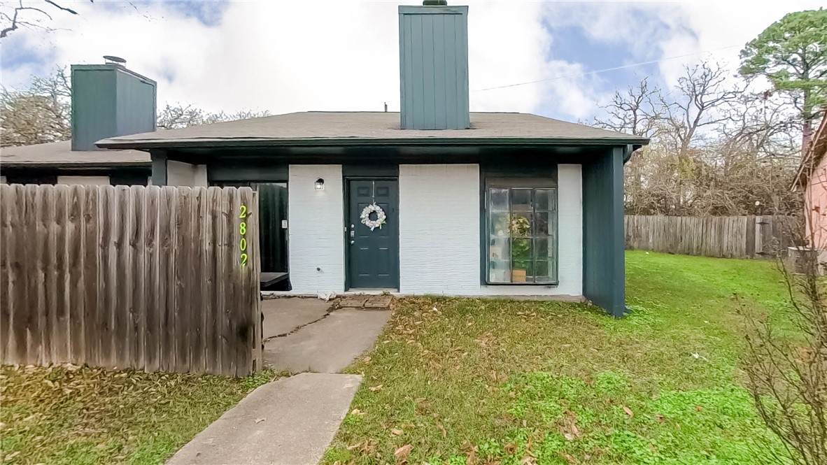 2802 Forest Bend Drive - Photo 1