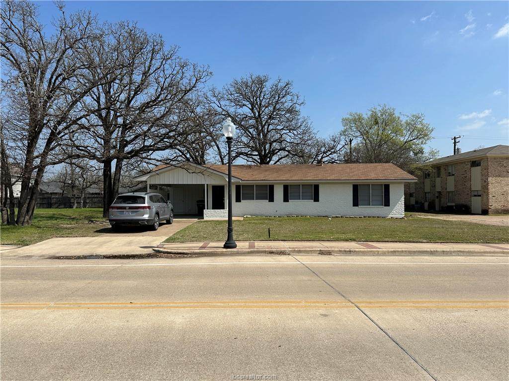 4005 College Main Street - Photo 1