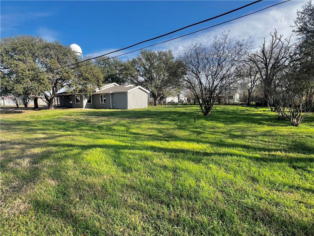 155 Southern Oaks - Photo 1
