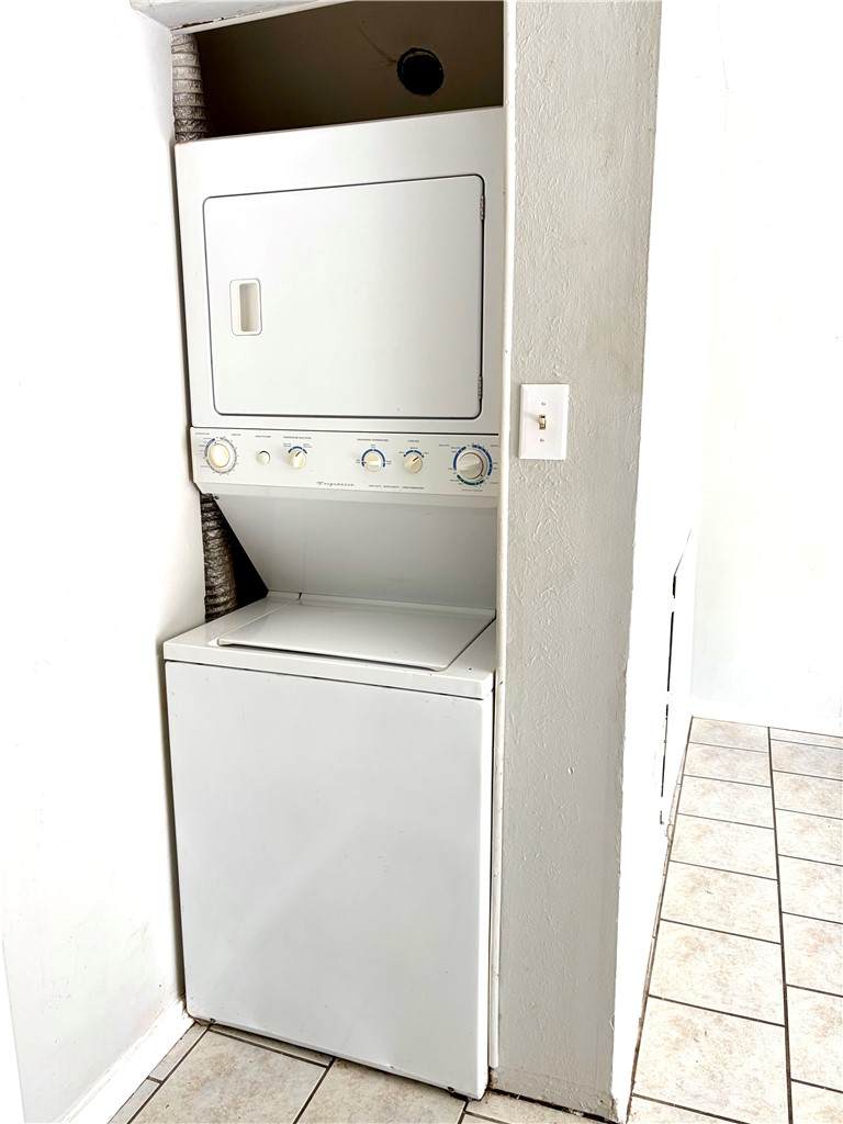 https://bt-photos.global.ssl.fastly.net/bcsmls/orig_boomver_2_26000269-4.jpg