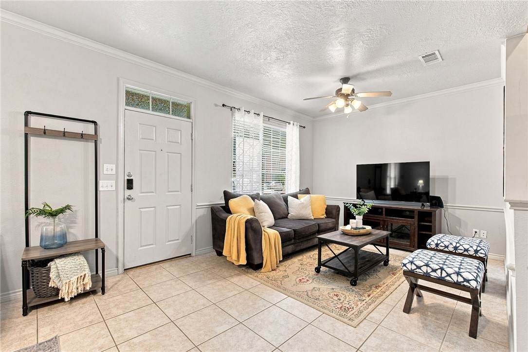 400 Forest Drive - Photo 1
