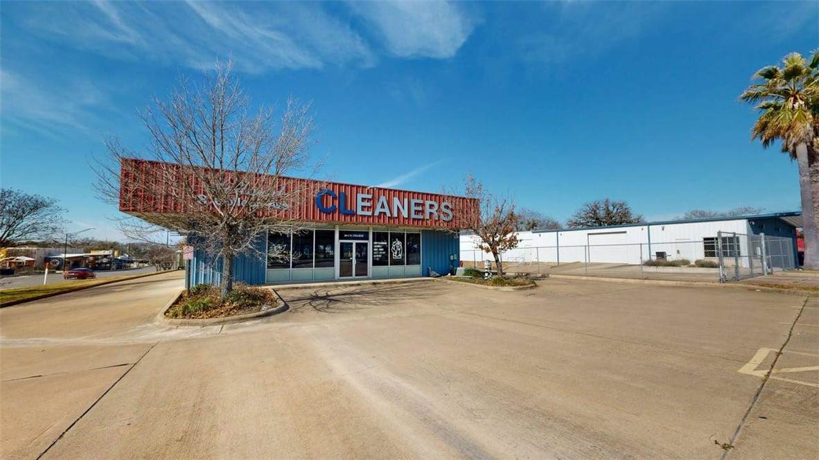 3611 College Avenue - Photo 1