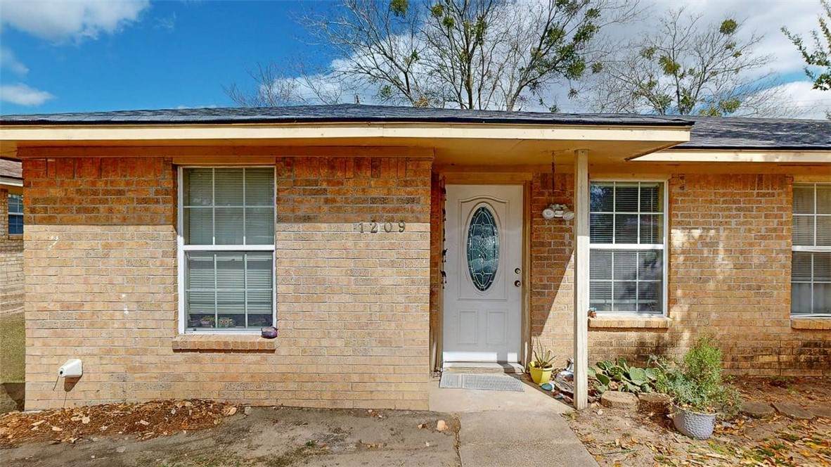 1209 Georgia Street - Photo 1