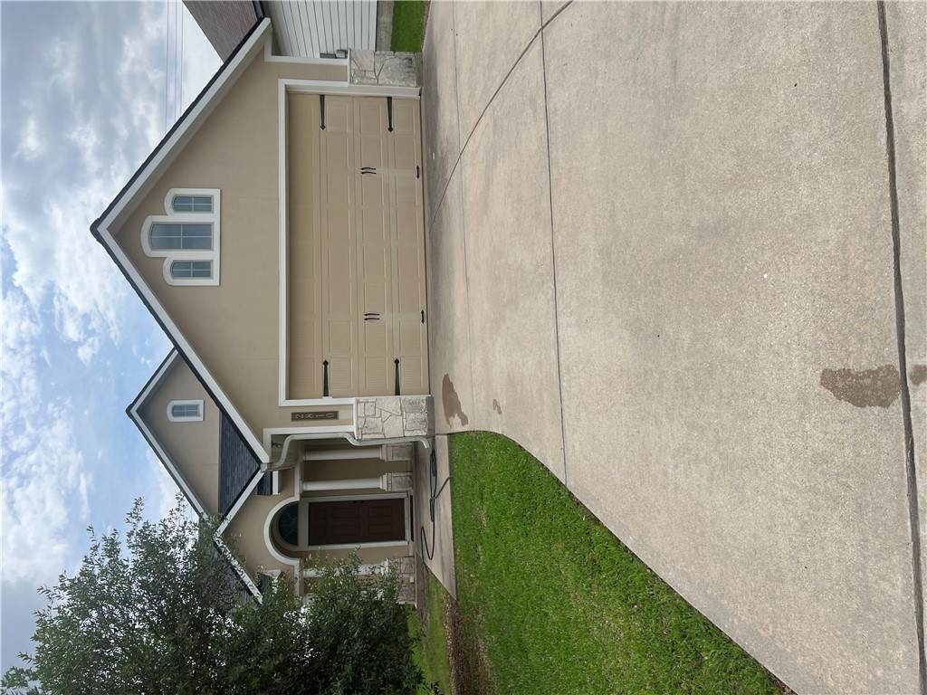 2810 Silver Oak Drive - Photo 1