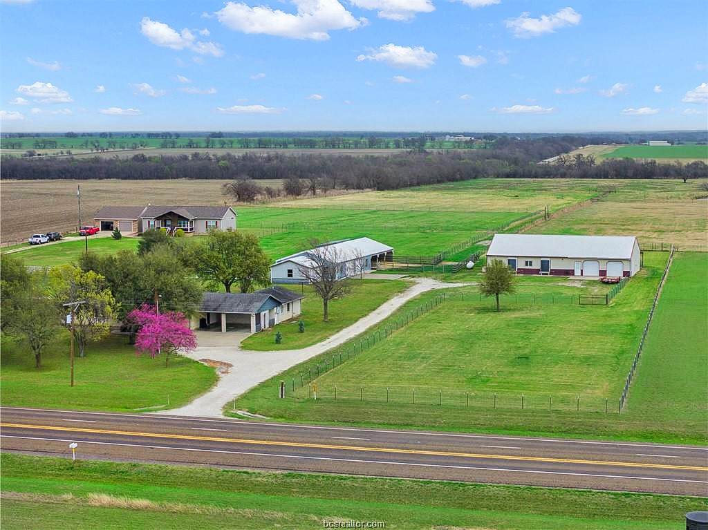 2042 Us Highway 77 - Photo 1