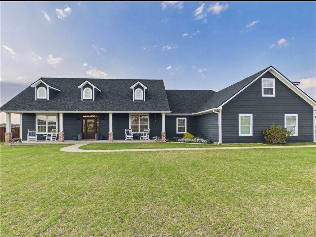 831 Mimosa Lane - Photo 1