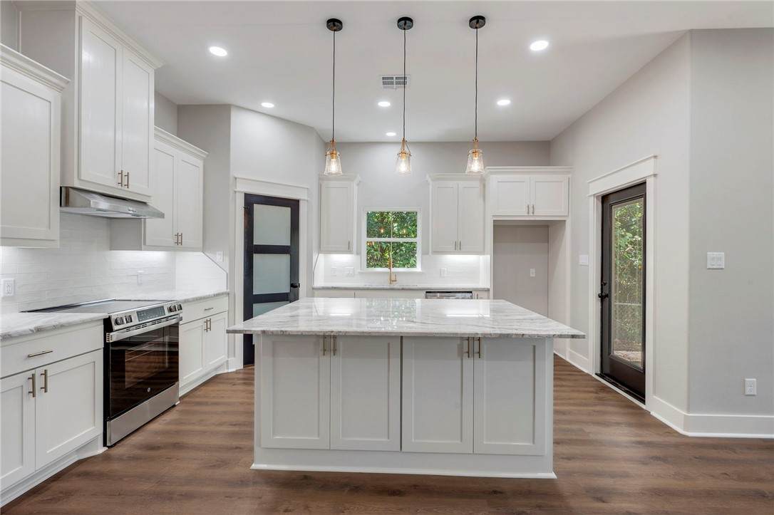 312 Moorehead Street - Photo 1