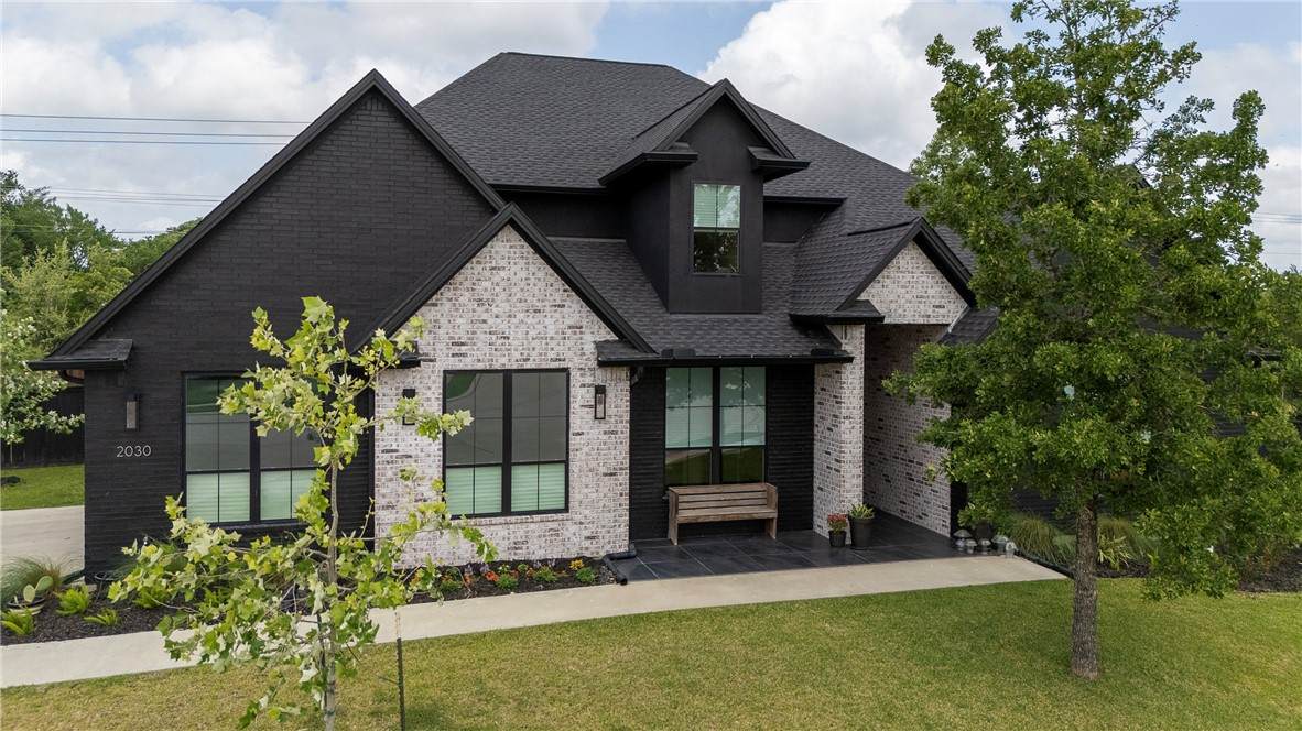 2030 Pebble Bend Drive - Photo 1