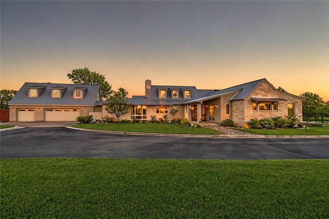 770 Blackberry Lane - Photo 1