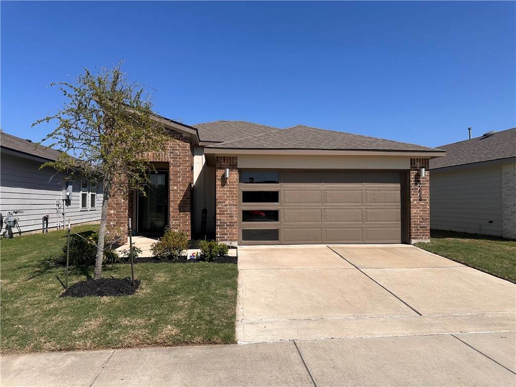 1224 Amistad Loop - Photo 1
