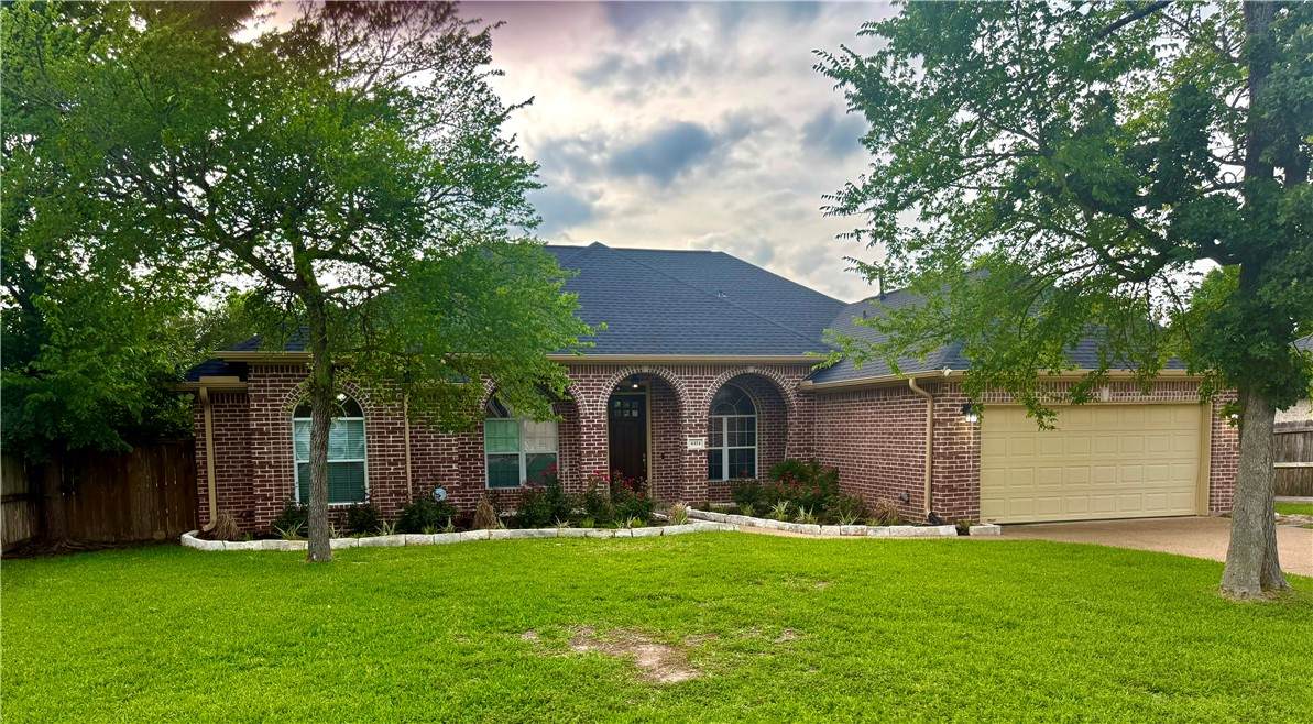 4414 Woodland Ridge Drive - Photo 1