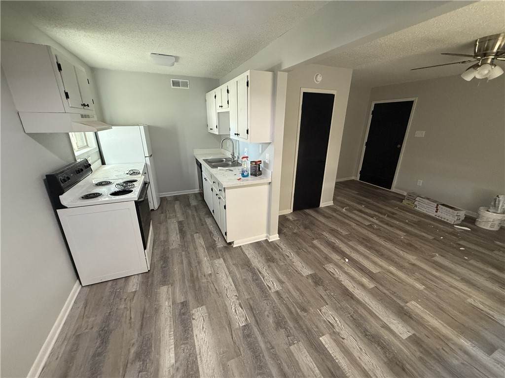314 Haswell Drive - Photo 1
