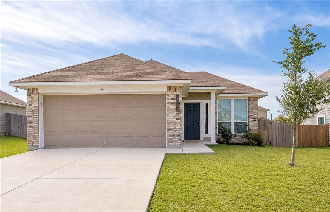 218 Cross Lane - Photo 1