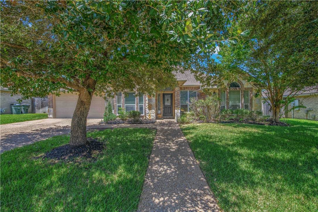 2703 Colony Glen Drive - Photo 1