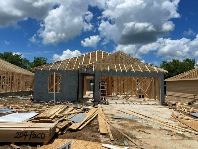 204 Paco Loop - Photo 1
