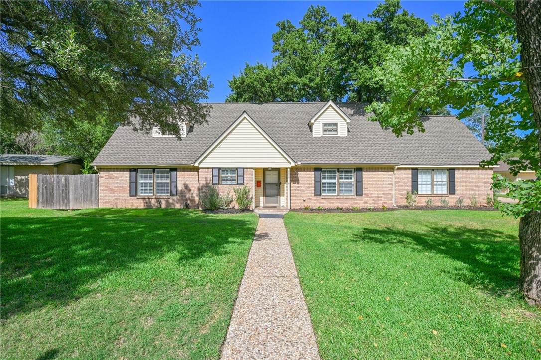 2505 Willow Bend Drive - Photo 1