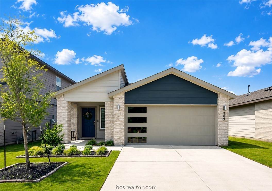 963 Lady Bird Lane - Photo 1