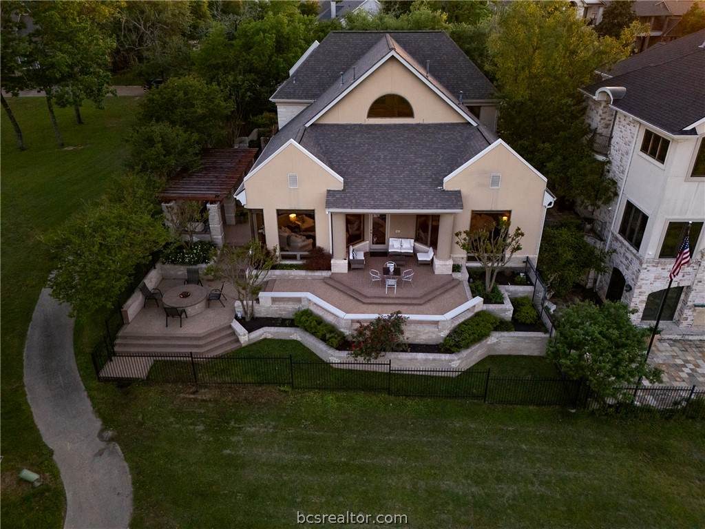 4776 Stonebriar Circle - Photo 1