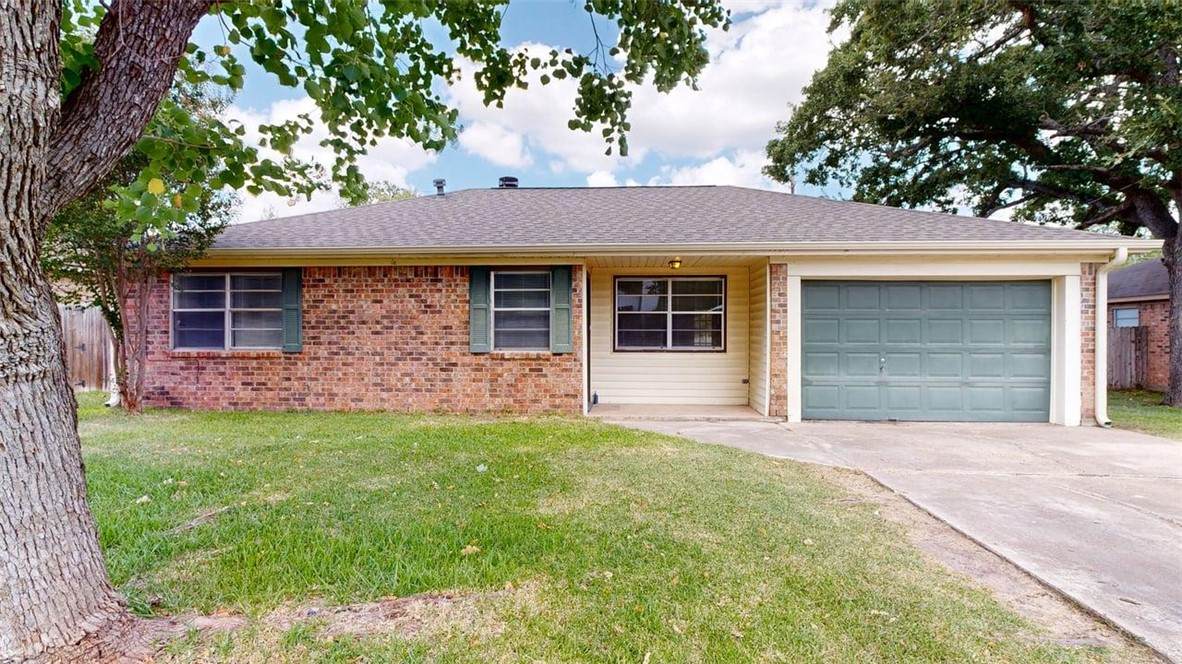1107 Braeswood Drive - Photo 1