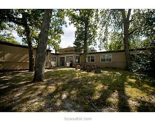 1013 Guadalupe Drive - Photo 1