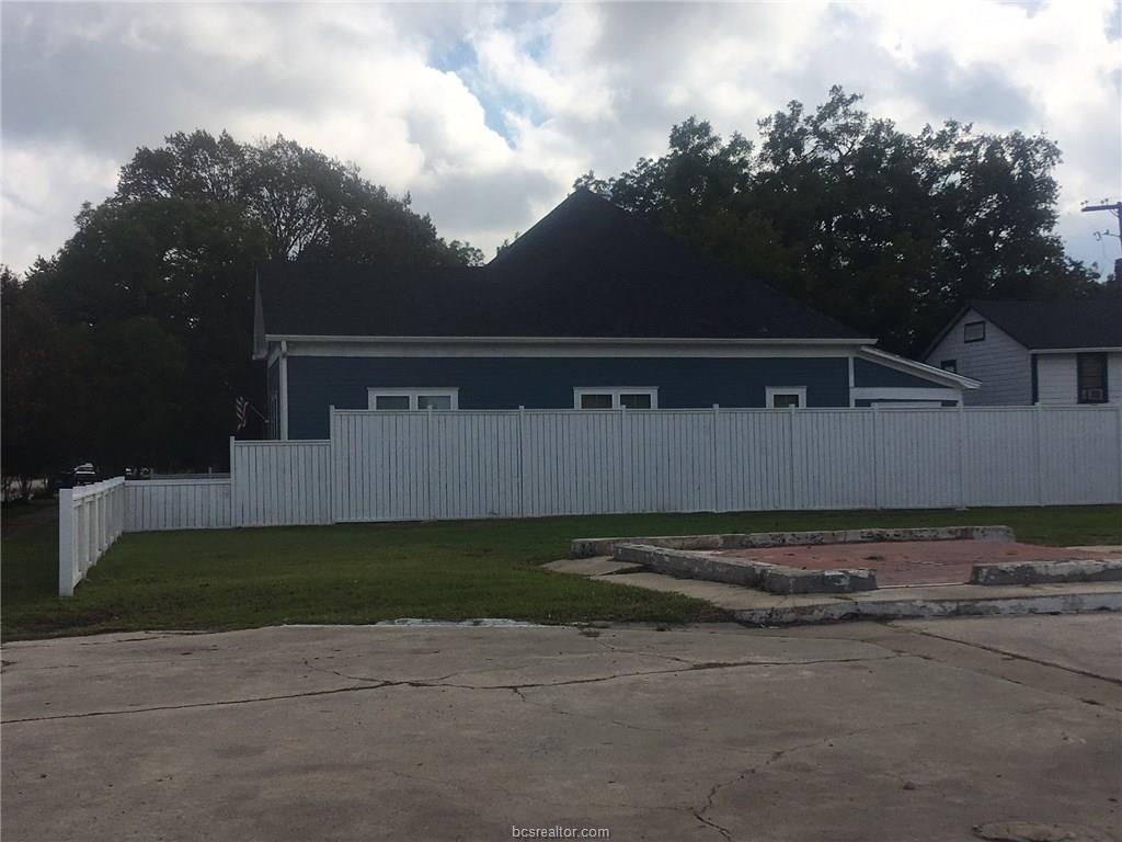 203 La Salle Street - Photo 1