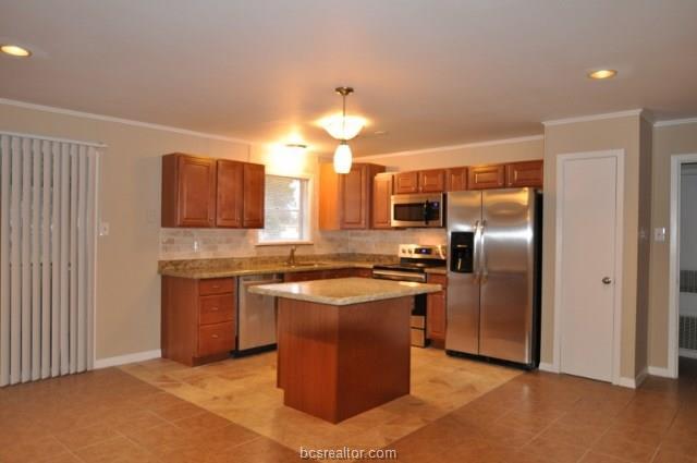 1207 Lawyer Street - Photo 1