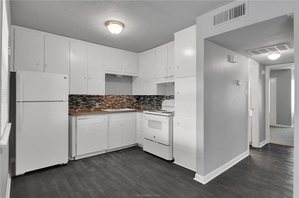 3800 29th Street - Photo 1