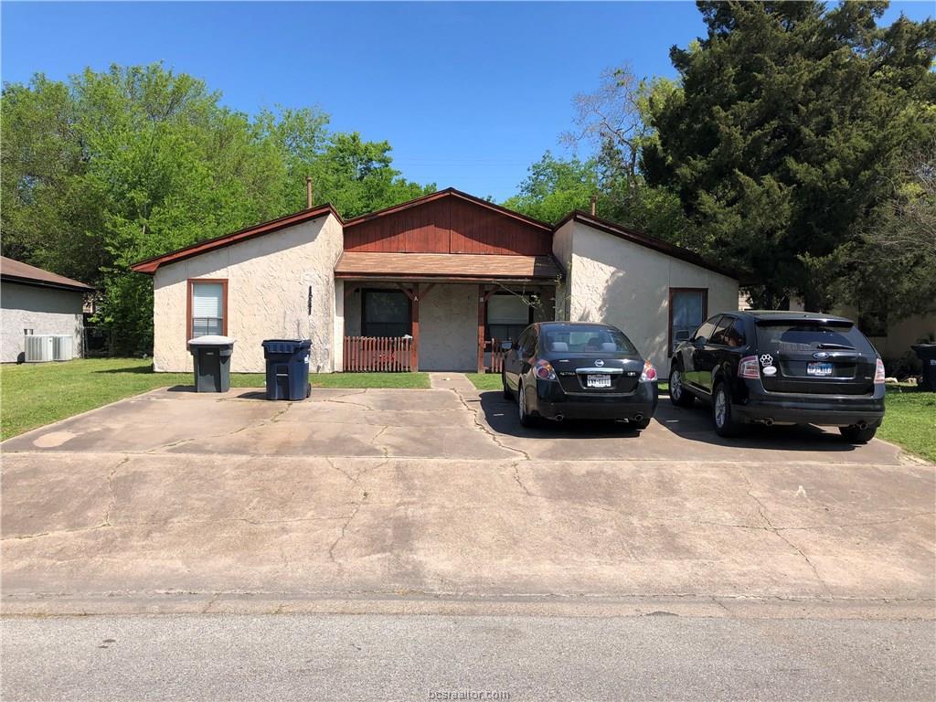 1527 Pine Ridge Drive - Photo 1