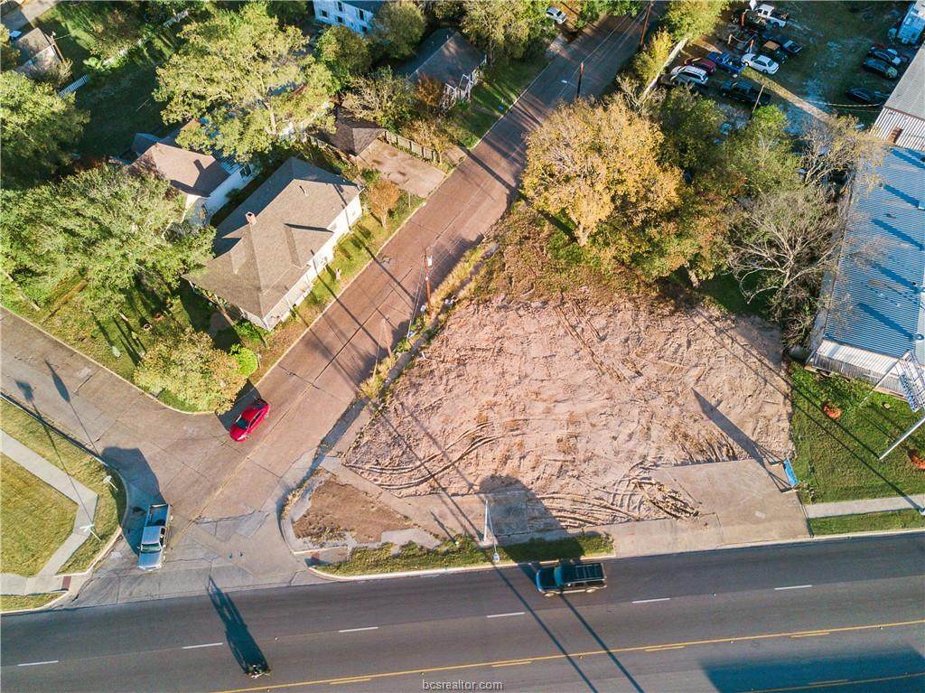 801 Texas Avenue - Photo 1