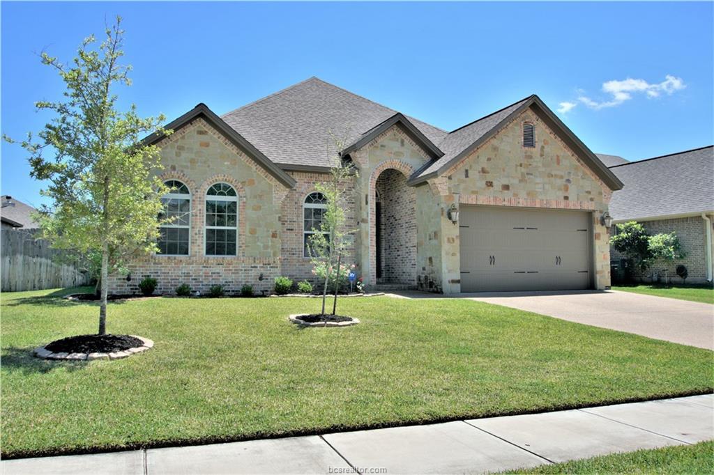 2940 Ambrose Drive - Photo 1