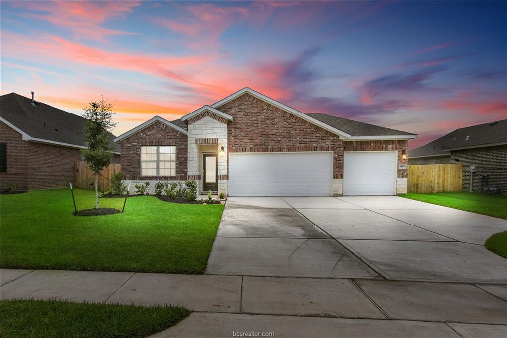 7419 Saint Andrews Lane - Photo 1