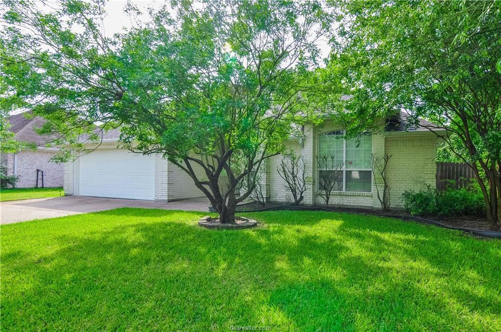 300 Augsburg Lane - Photo 1