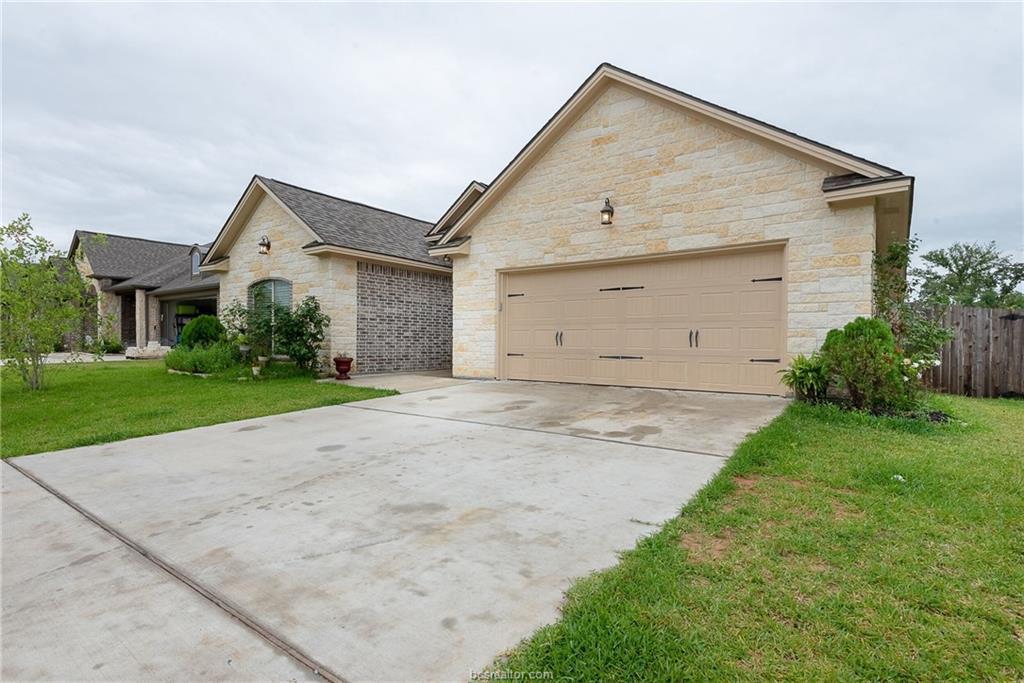 2717 Wolveshire Lane - Photo 1