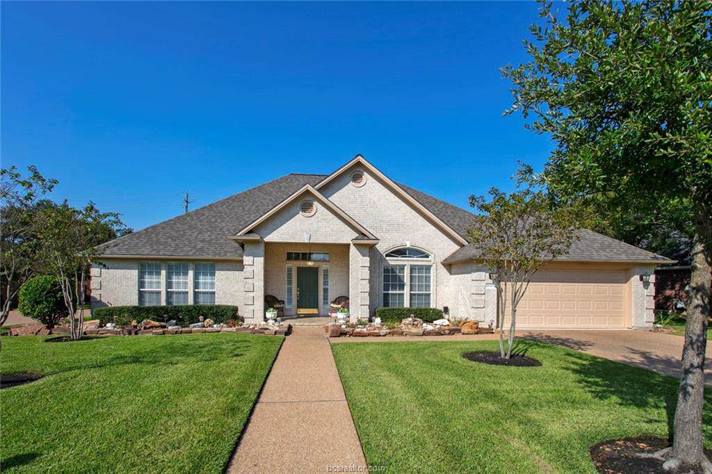 4610 Park Hollow Circle - Photo 1