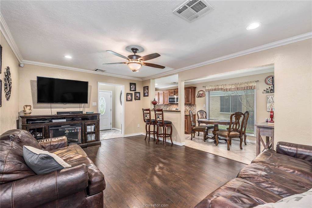 1313 Garden Lane - Photo 1