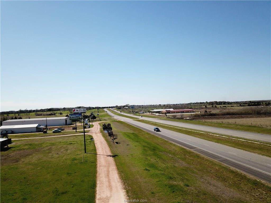 11580 Hw 290 E - Photo 1