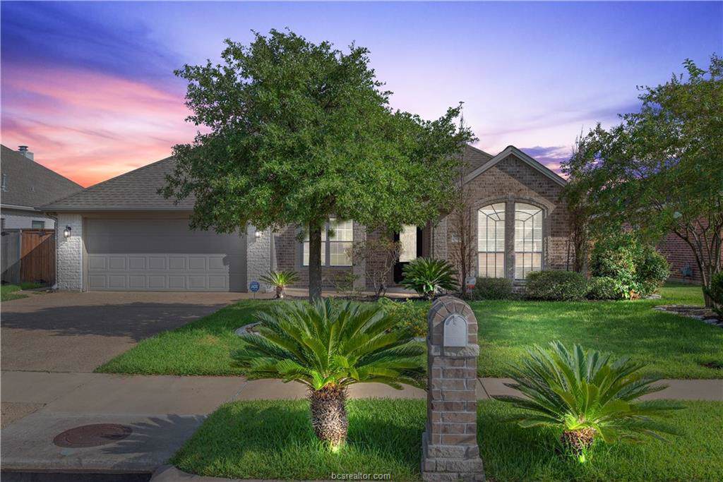 910 Delrey Drive - Photo 1