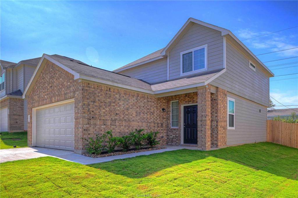 986 Crossing Drive - Photo 1