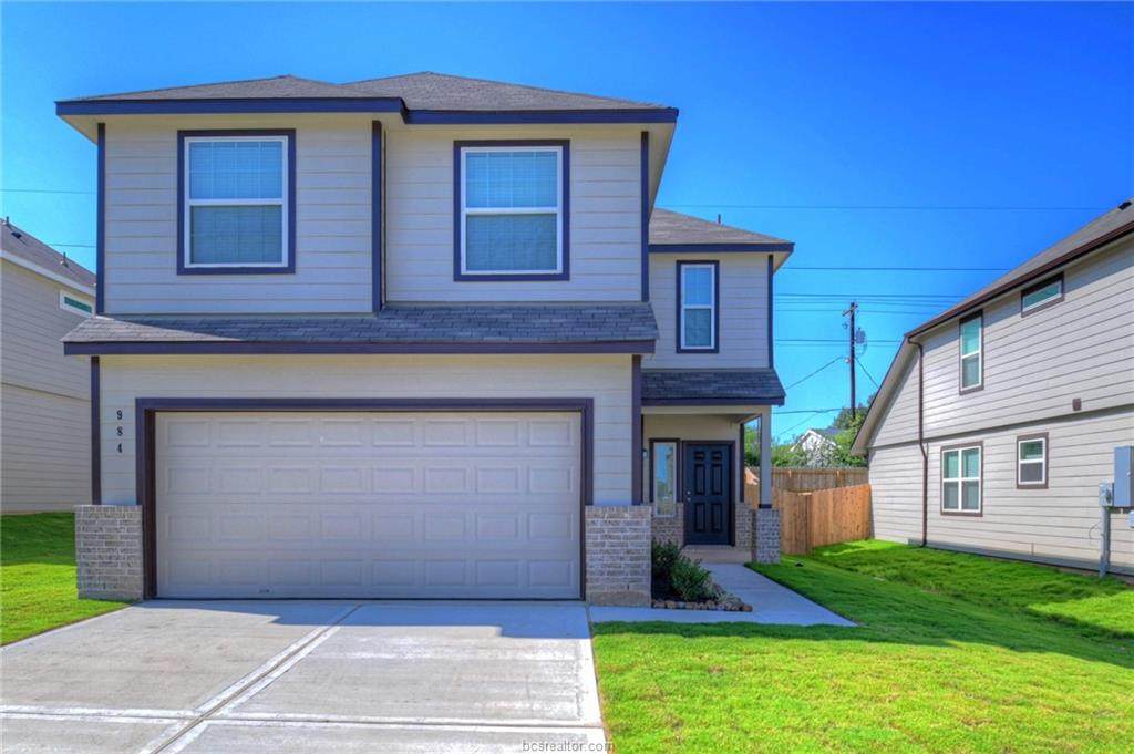984 Crossing Drive - Photo 1