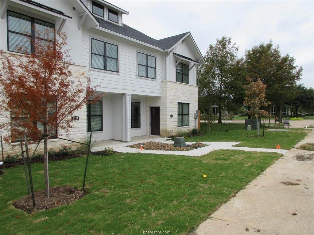 2104 Crescent Pointe Parkway - Photo 1