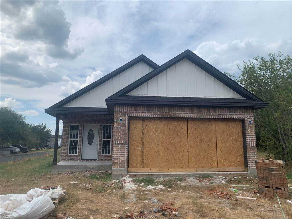 1508 Pecan Street - Photo 1