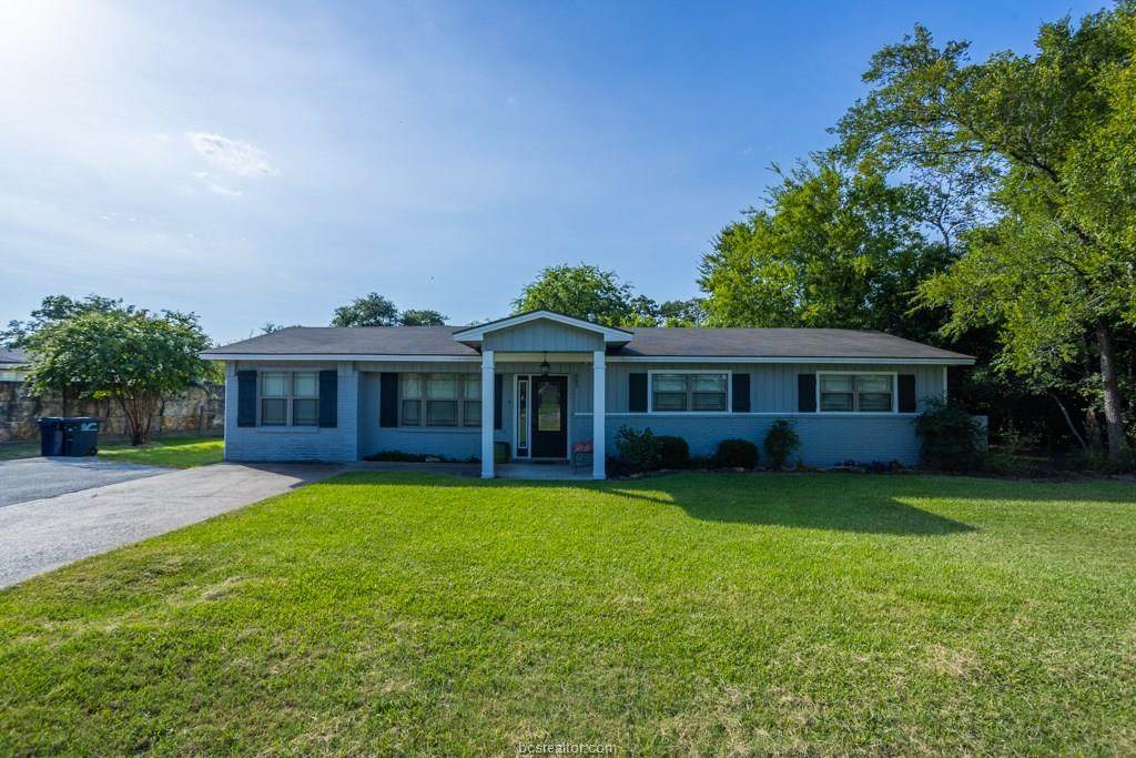805 Thomas Street - Photo 1